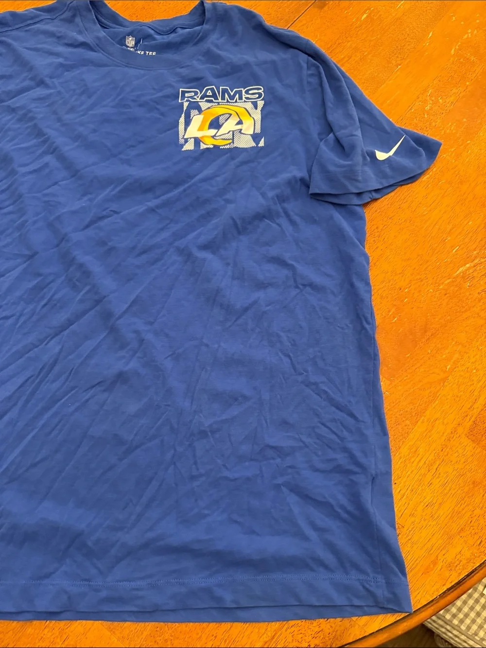 Nike Men’s Los Angeles Rams Blue Short Sleeve Tee xl